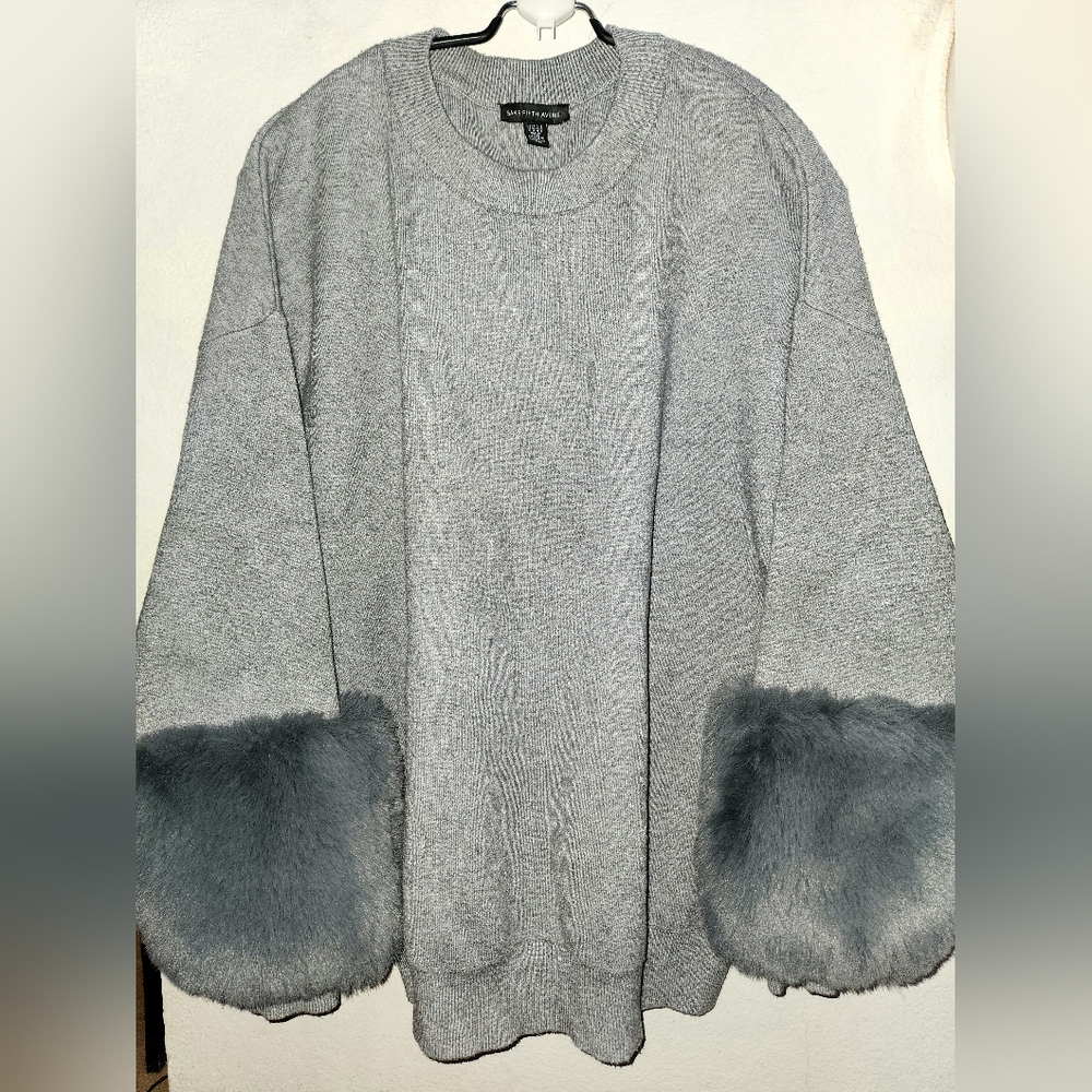 Women's Designer Sweaters Saks Fifth Avenue XL with fur sleeves